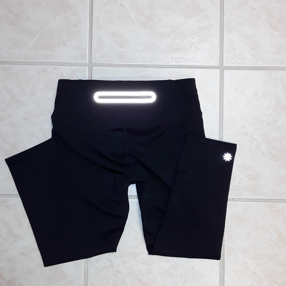 Bundle -Athleta cropped Leggings Size XS Bundle of 2 - Picture 4 of 7